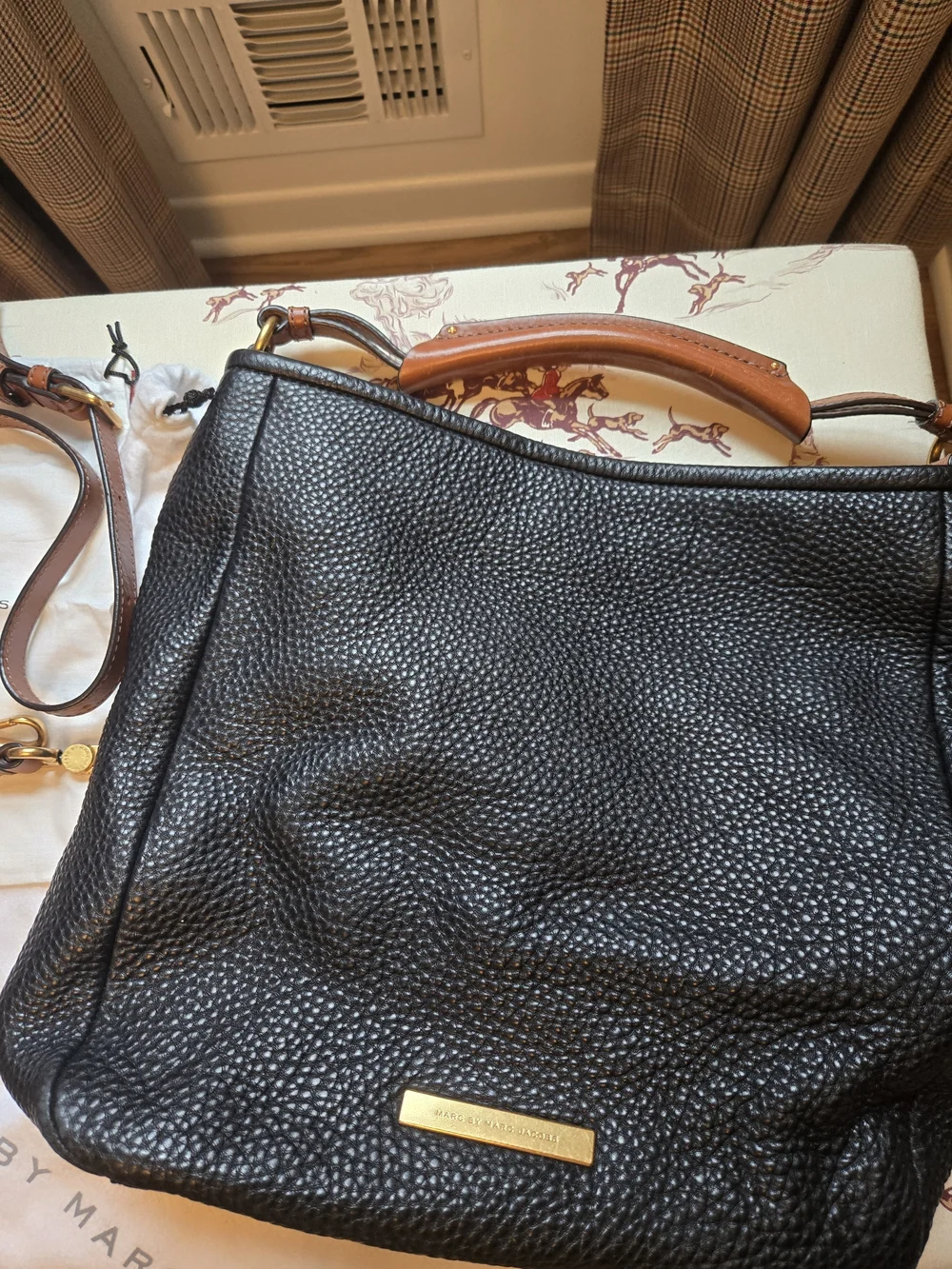 Marc By Marc Jacobs strap black